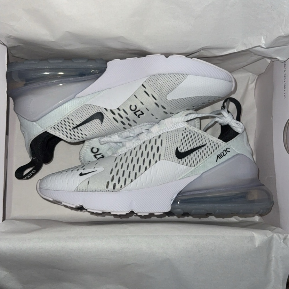 Nike Air Max 270 New in Box